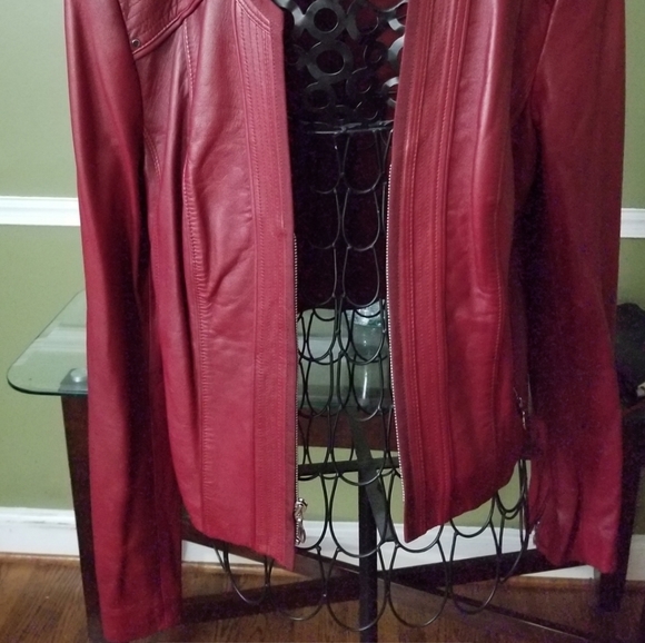 Red Leather waist length jacket - Picture 2 of 2